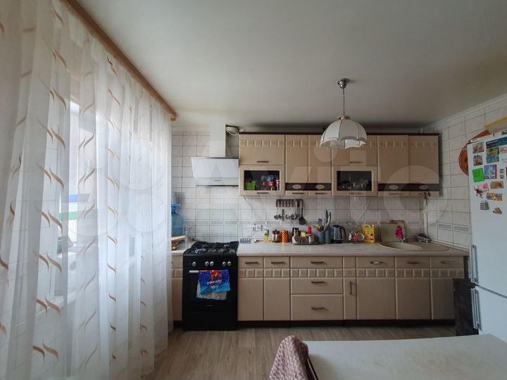 4-к. квартира, 98 м², 5/6 эт.