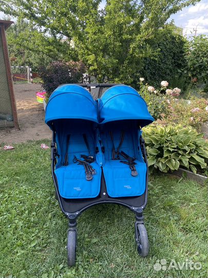 Коляска для двойни и погодок Valco Baby Snap Duo