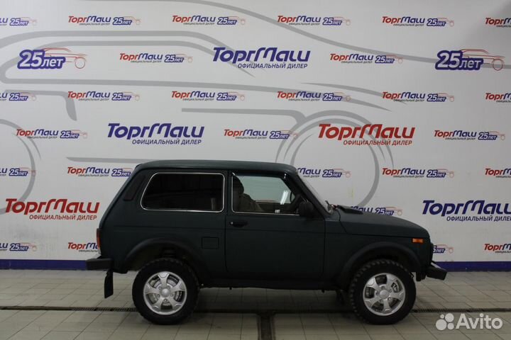 LADA 4x4 (Нива) 1.7 МТ, 2015, 111 119 км