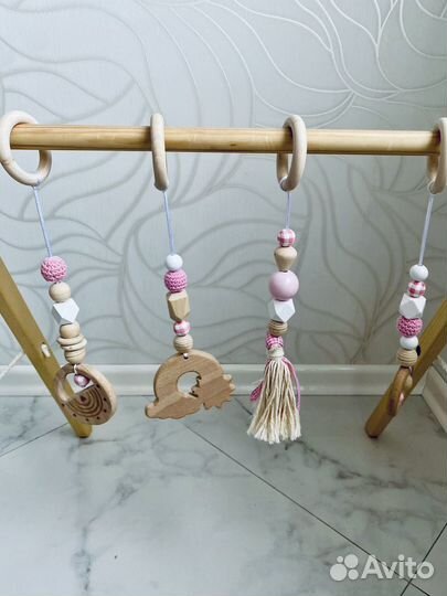 Развивающий треугольник Монтессори с подвесами