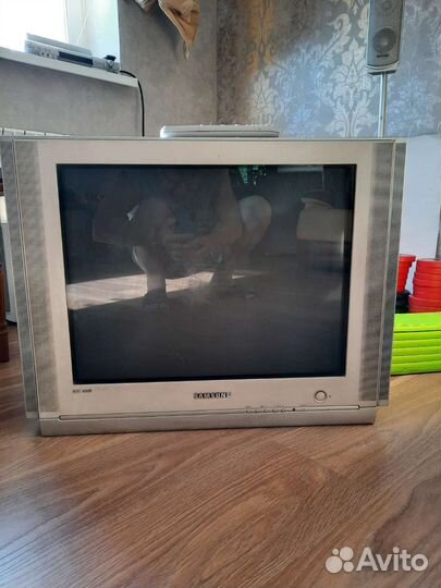 Телевизор