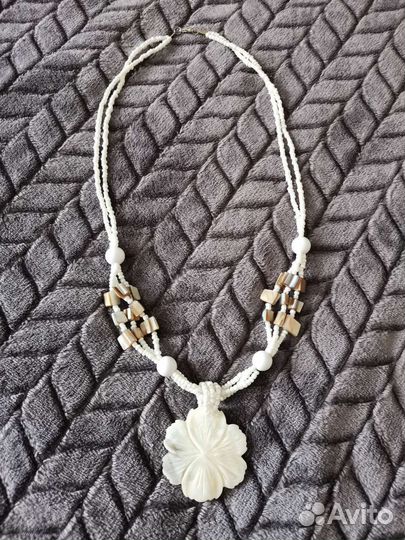 Колье ожерелье из бисера