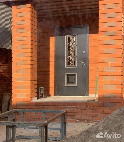 Дверь входная металлическая