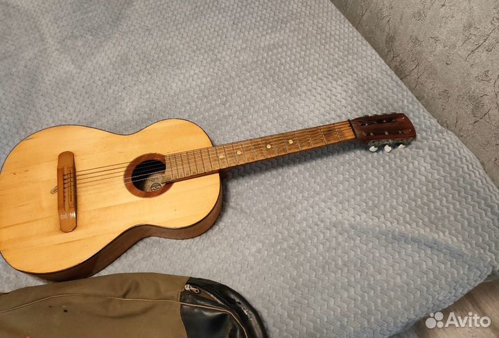 Гитара семиструнная акустическая