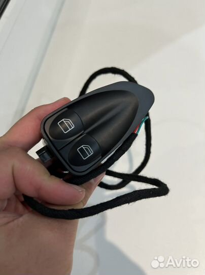 Блок управления стеклоподъемниками Мерседес R230