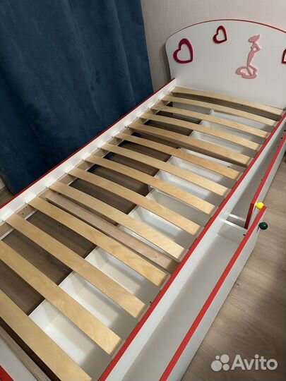 Кровать для девочки бу