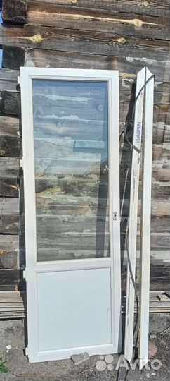 Дверь пластиковая