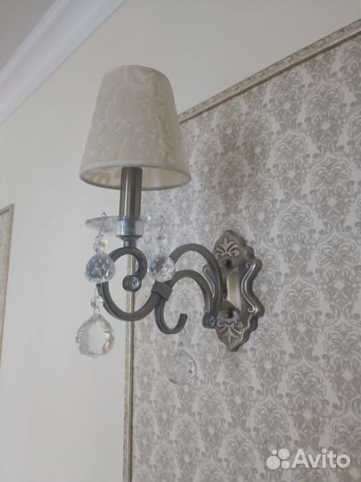 Люстра хрустальная+2 бра
