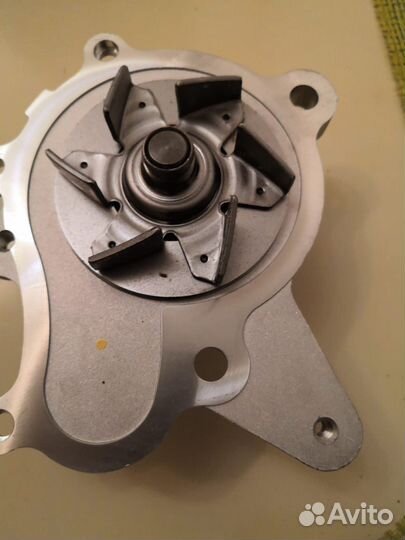 Водяной насос Hyundai-Kia 25100-27900