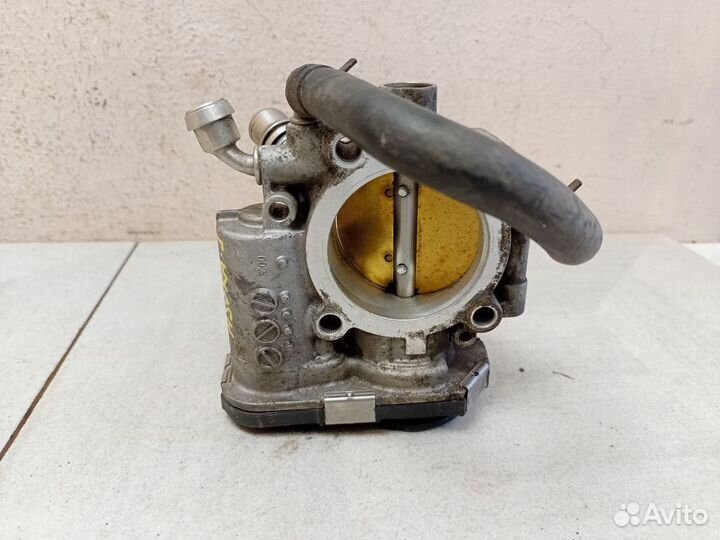 Дроссельная заслонка