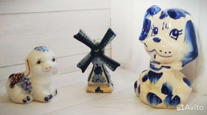 Фигурки фарфоровые