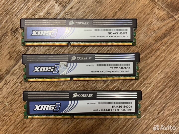 Оперативная память ddr3 Kingston (3шт. по 2GB)
