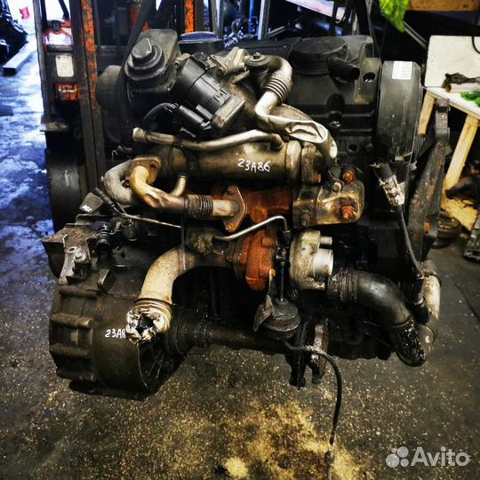 Двигатель Volkswagen Sharan 2 2007 BRT 2.0 дизель