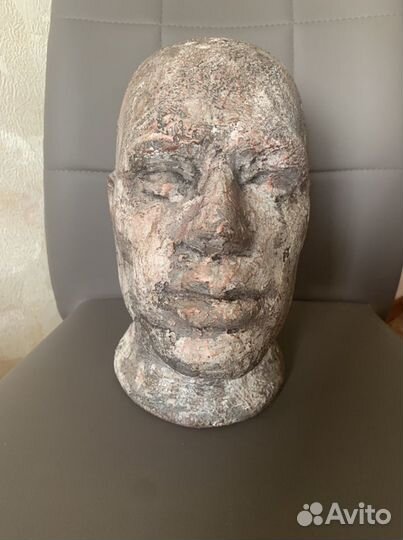 Бюст голова