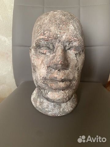 Бюст голова