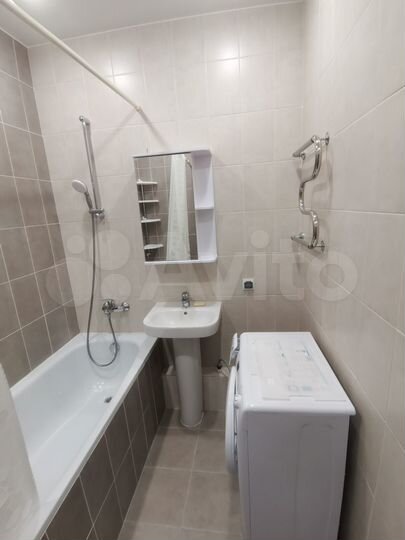 2-к. квартира, 60 м², 6/18 эт.