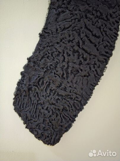 Воротник из каракуля черный