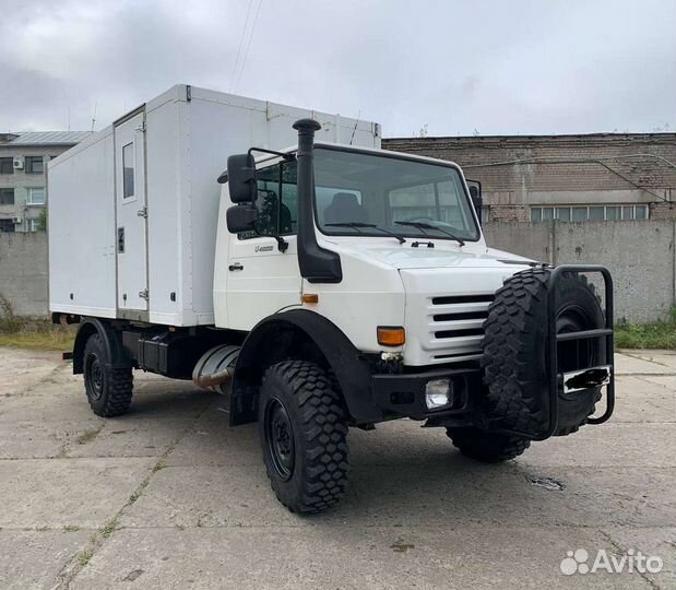 Mercedes-Benz Unimog, 2010