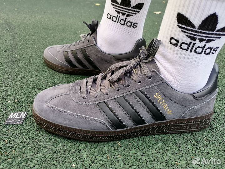 Кроссовки adidas spezial