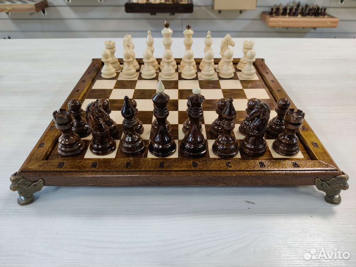 Шахматы резные деревянные