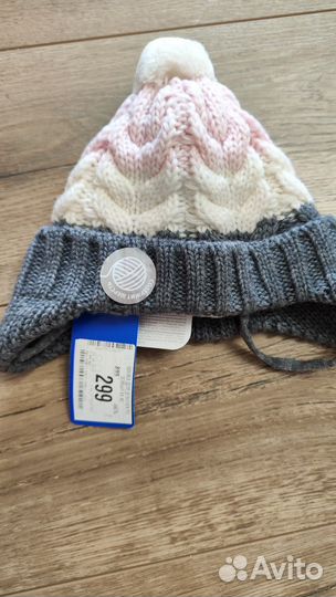 Шапки новые для девочки 46-48,44-46,пинетки