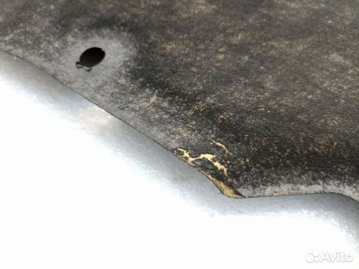 Шумоизоляция капота Bmw 5-Series F10