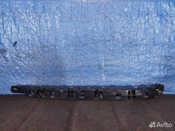 Кронштейн бампера заднего X-Trail 3 Т32 2014 новое