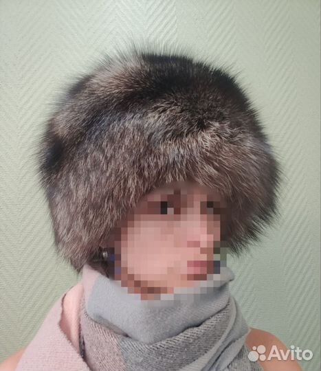 Шапка меховая из чернобурой лисицы
