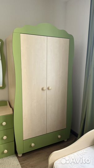 Мебель в детскую комнату