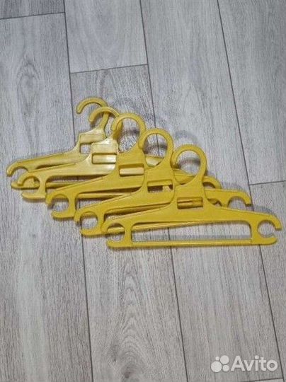 Вешалки плечики детские