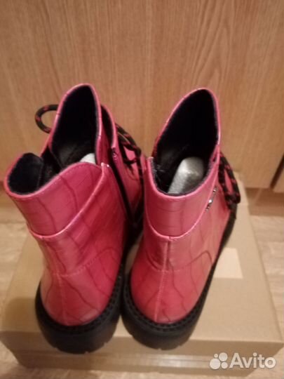 Ботинки женские демисезонные 37 размер