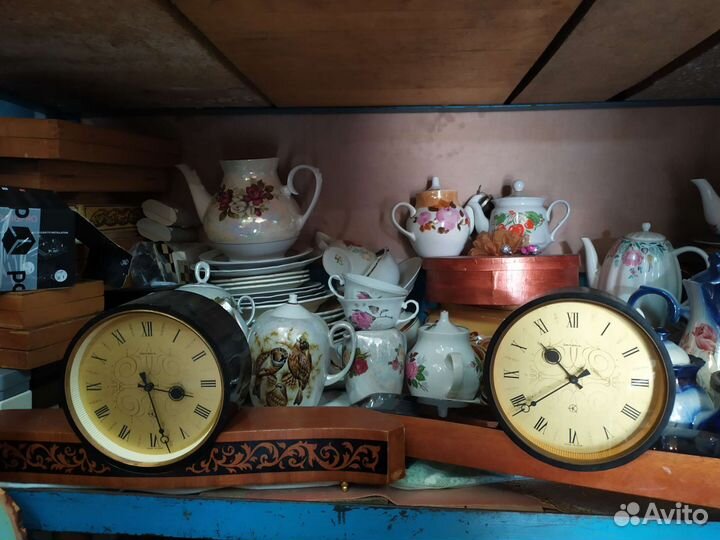 Настольные настенные часы СССР рабочие