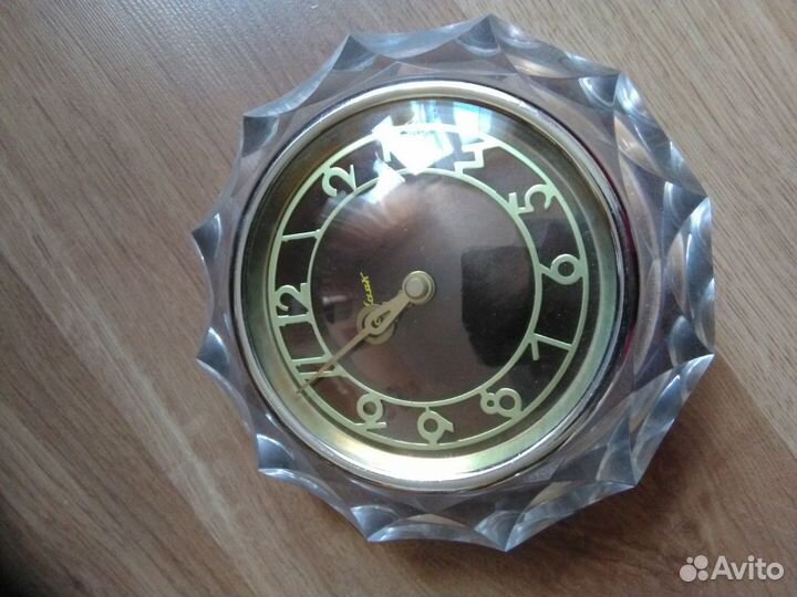 Часы все по 500