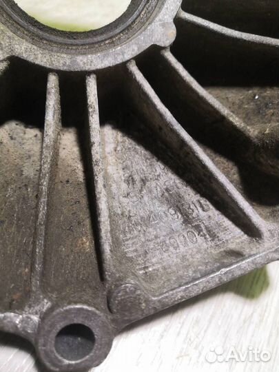 Крышка Ауди А4 Б7