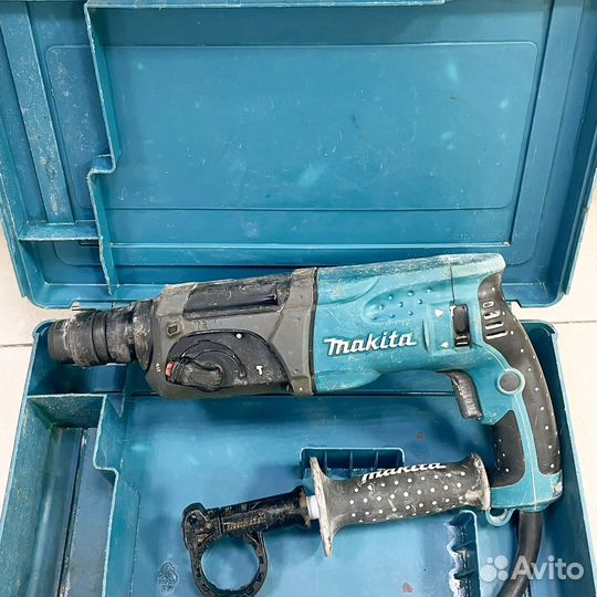 Перфоратор Makita HR2470