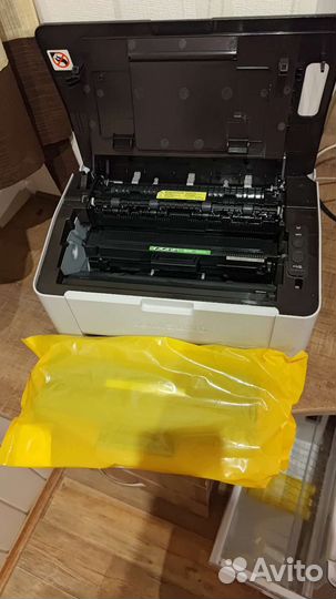 Лазерный принтер Samsung Xpress M2020W