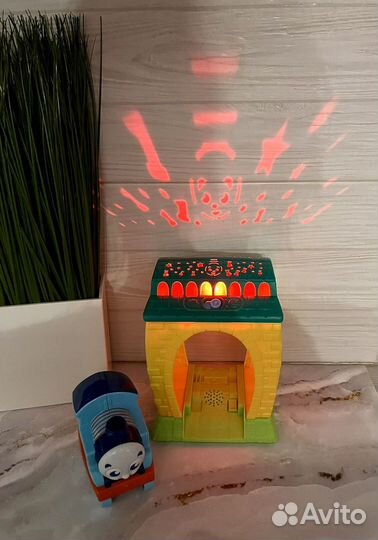 Игрушка - ночник Паровозик Томас