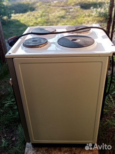 Электропечь с духовкой