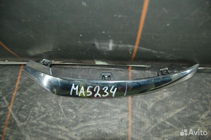 Накладка бампера переднего - Mercedes-Benz X253