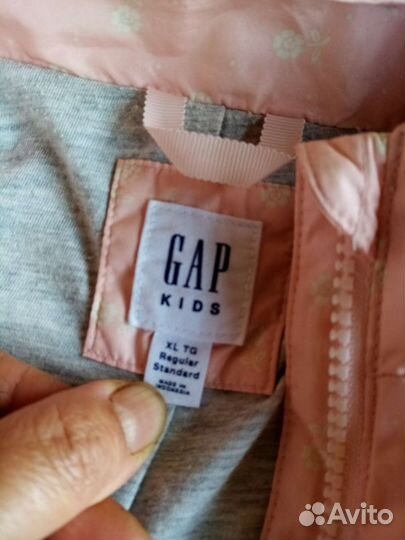 Ветровка для девочки Gap