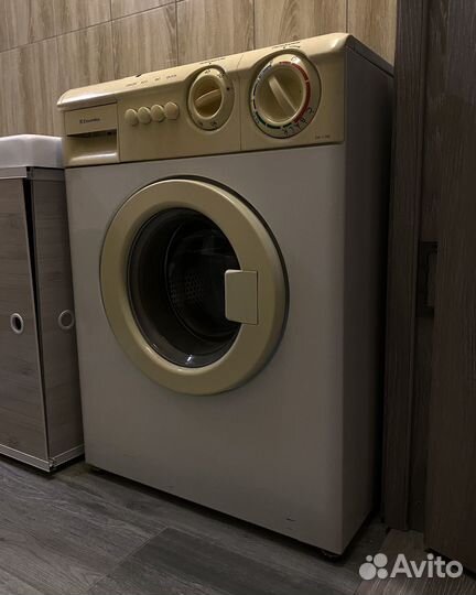 Стиральная машина Electrolux EW 1170 C