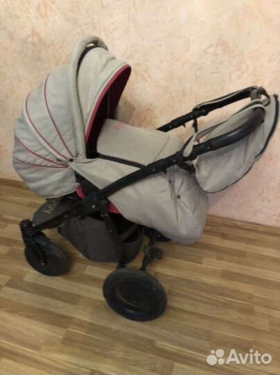 Коляска zippy sport 3 в 1 почти новая