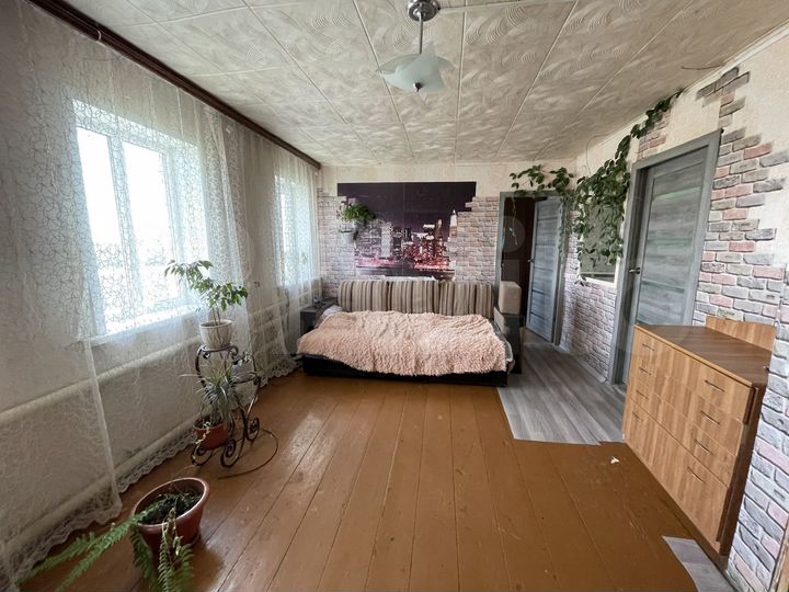 Дом 76,5 м² на участке 50 сот.