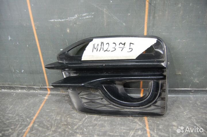 Накладка фары противотуманной левой-Infiniti Q50