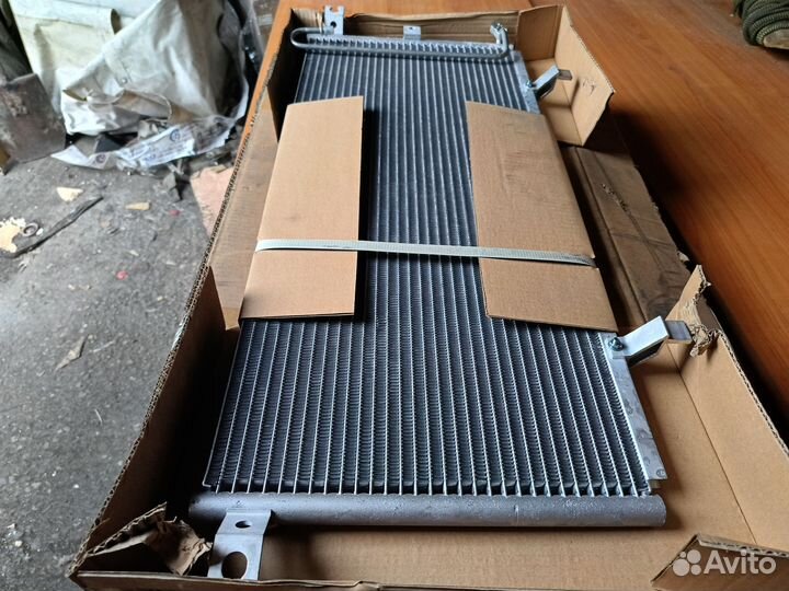 Радиатор кондиционера Mitsubishi Pajero Pinin