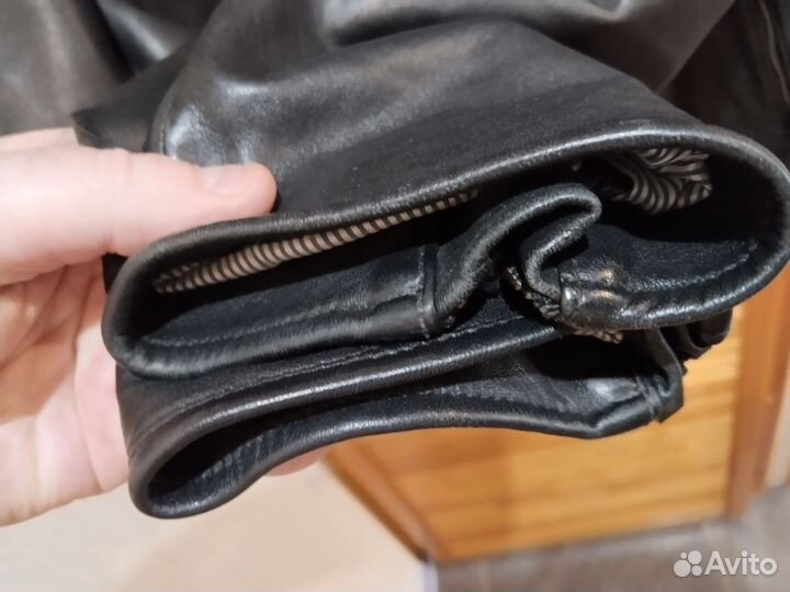 Кожаная куртка Massimo Dutti (Испания) 52р