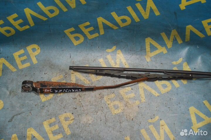 Поводок заднего дворника Chrysler Voyager 4