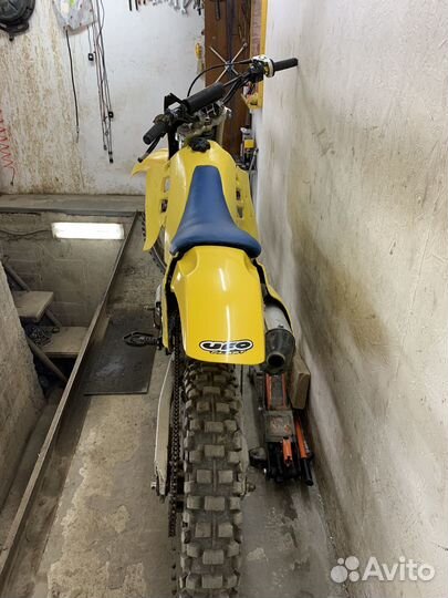 Suzuki rm