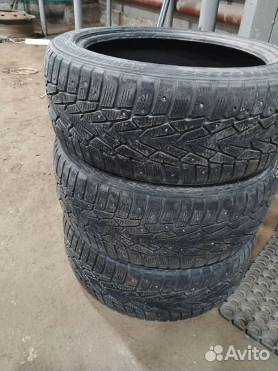 Nokian Tyres Hakkapeliitta 7 215/45 R17