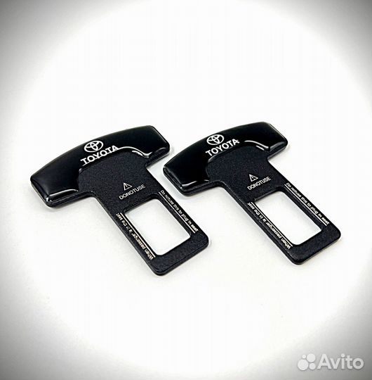 Заглушка ремня безопасности Toyota